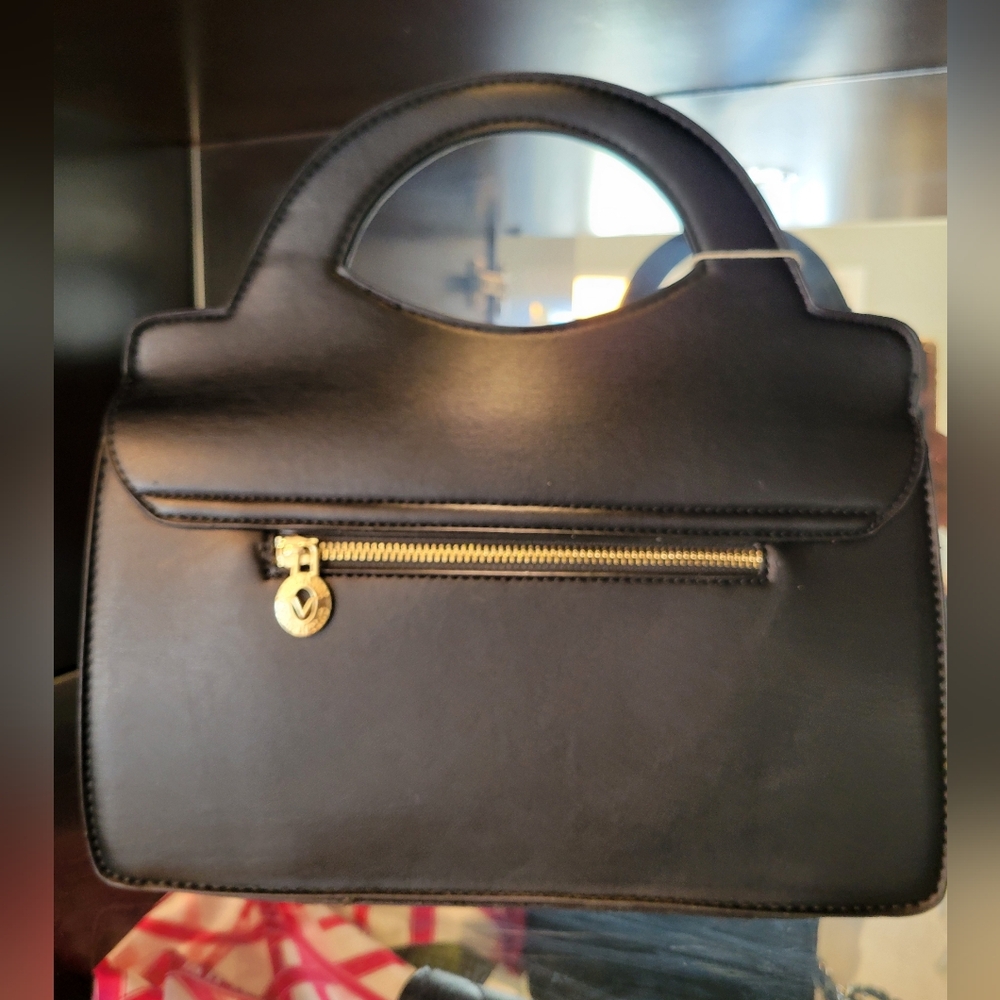 ~~~SOLD SOLD SOLD ~~~ORLANDI VALENTINO Top Handle "V" Lock Hand Bag. NWT - Picture 5 of 6
